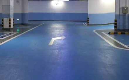 常見地坪材料的優(yōu)缺點(diǎn)各是什么？