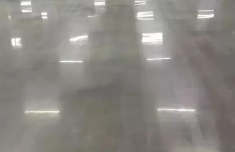 鋼化地坪有什么特點(diǎn)？鋼化地坪應(yīng)用領(lǐng)域有哪些？